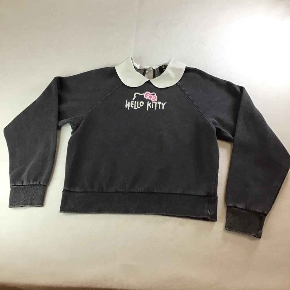 Hello Kitty Forever 21 Charcoal Sweatshirt with White Collar - Picture 3 of 12